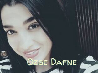 Ozge_Dafne