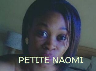 PETITE_NAOMI