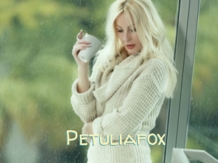 Petuliafox