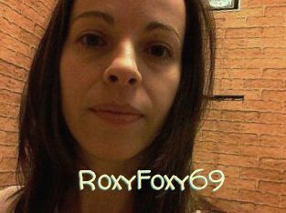 RoxyFoxy_69