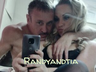 Randyandtia