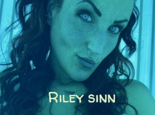 Riley_sinn