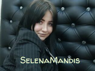 SelenaMandis