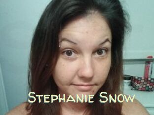 Stephanie_Snow