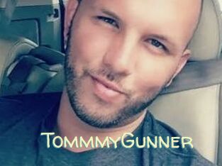 TommmyGunner