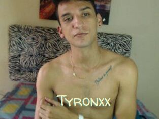 Tyronxx