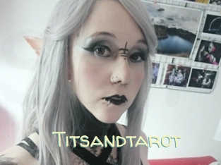 Titsandtarot
