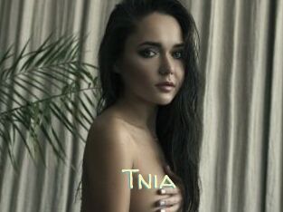 Tnia