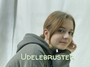 Udelebruster